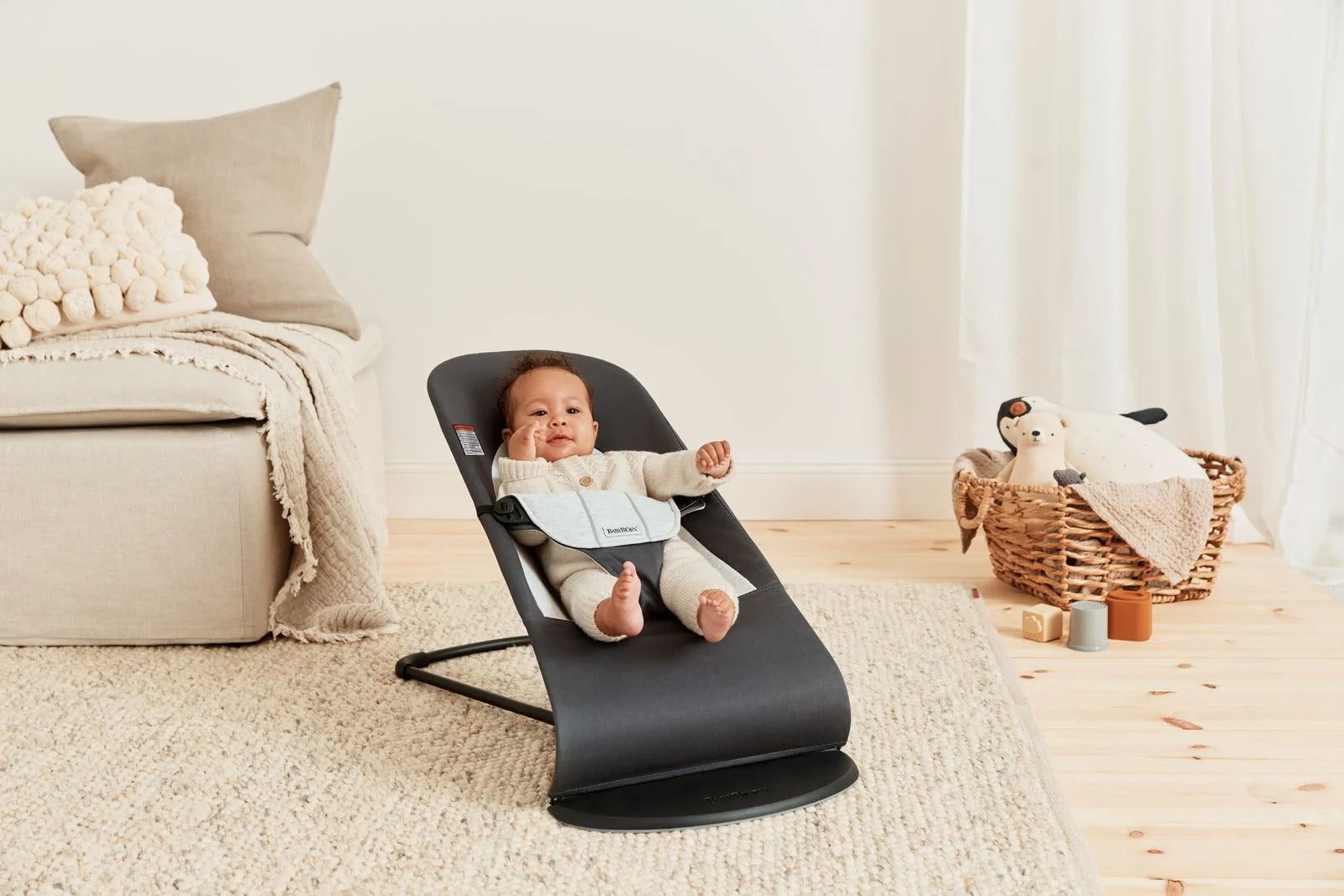 BabyBjorn Bouncer Balance Soft in Dark Grey/Light Grey