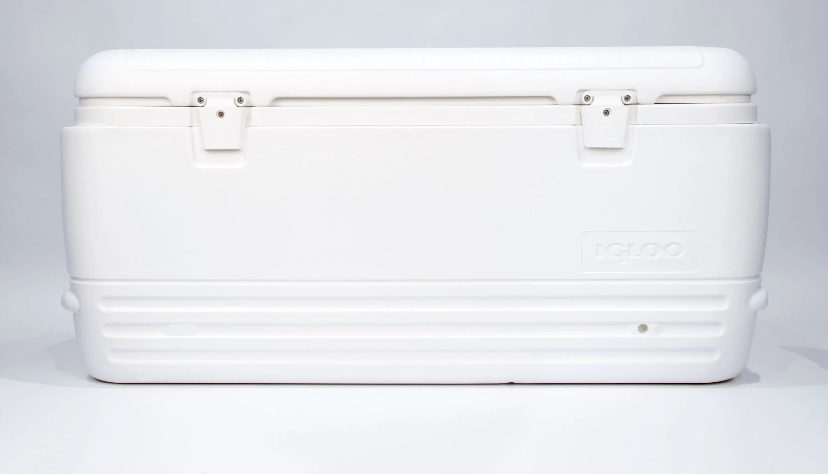 Igloo 120 qt. Quick & Cool Polar Ice Chest Cooler, White